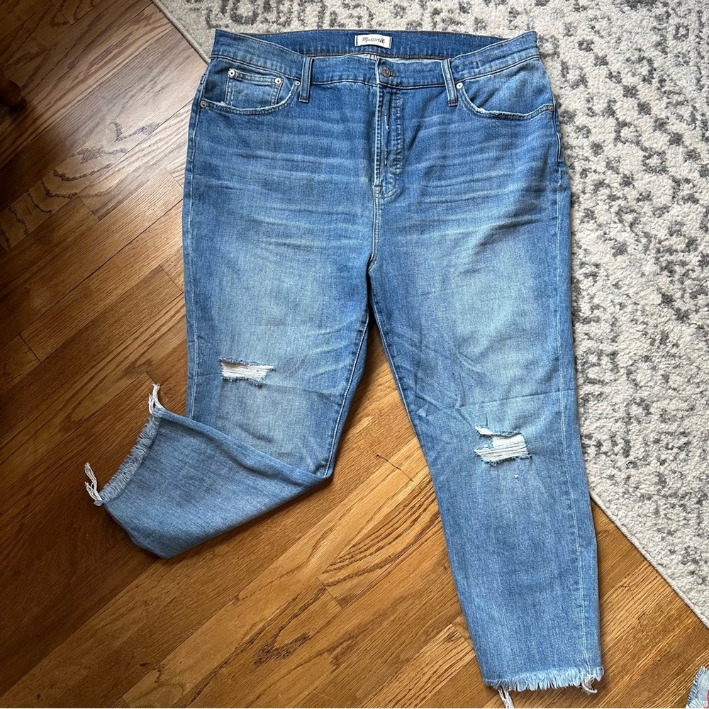 MADEWELL Perfect Vintage Crop Jean 35 / 16 distressed frayed blue light denim